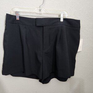 A New Day Shorts Size 16 Womens Black Pleated High-Waist Old Money New